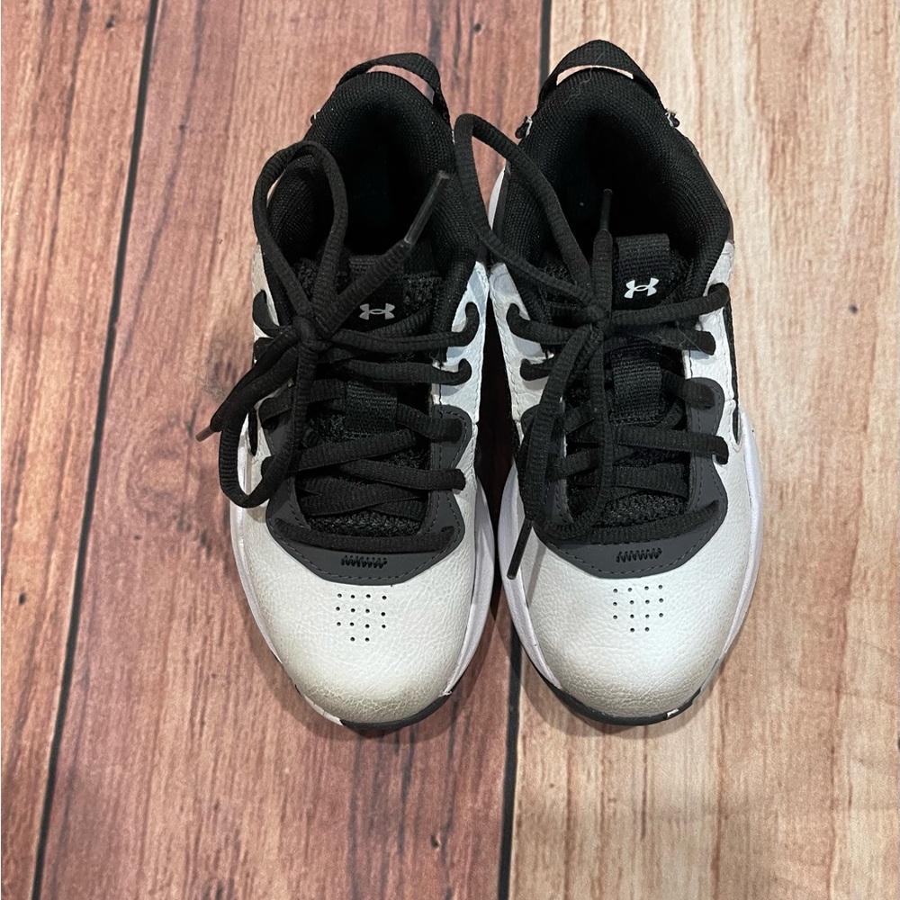 Under Armour Kids Sneakers Black and White